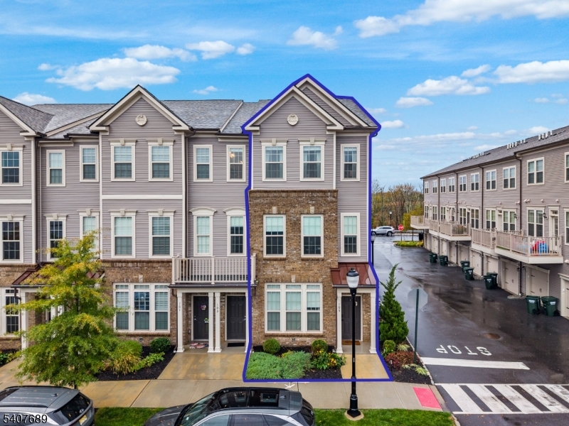 Somerville Station - Residential