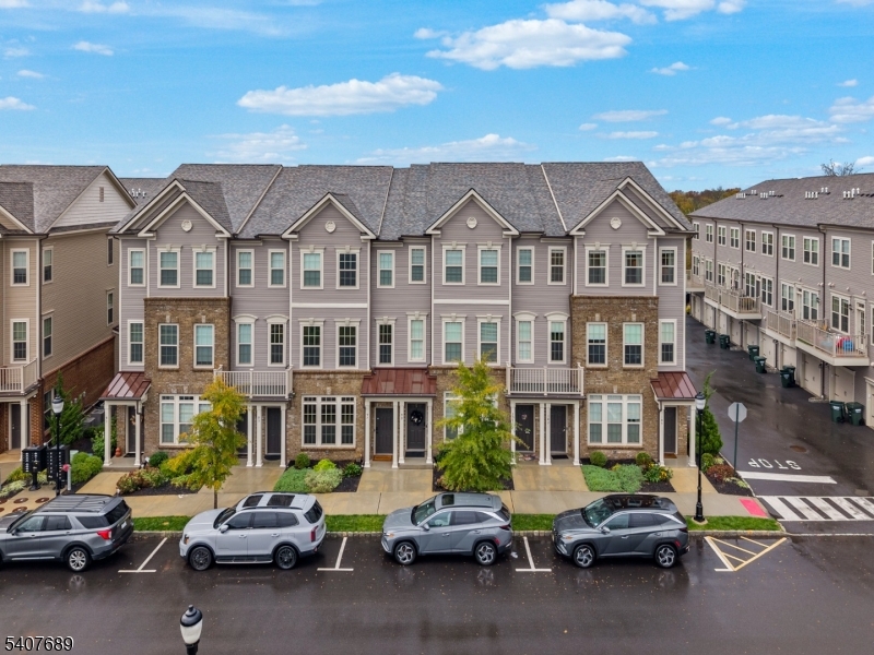 Somerville Station - Residential