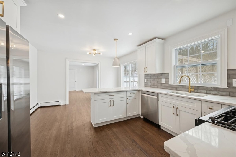 Hastings Square - Residential