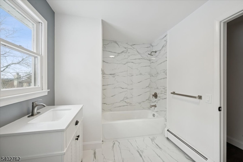 Hastings Square - Residential