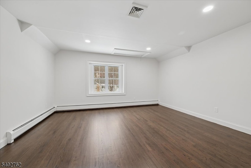 Hastings Square - Residential