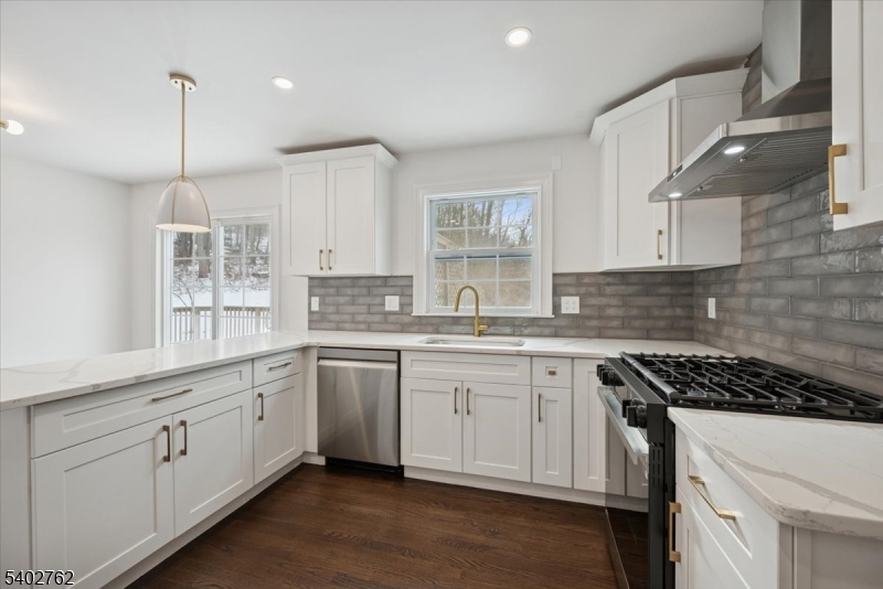 Hastings Square - Residential