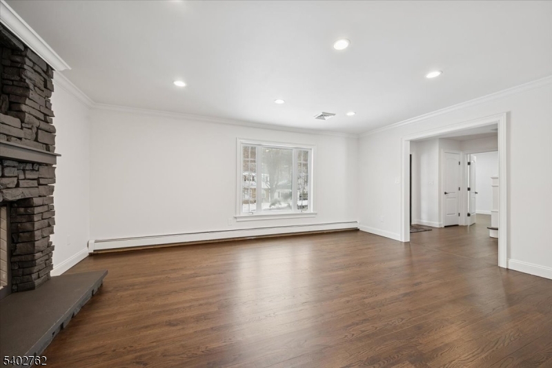 Hastings Square - Residential