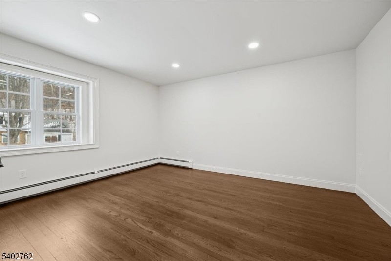 Hastings Square - Residential