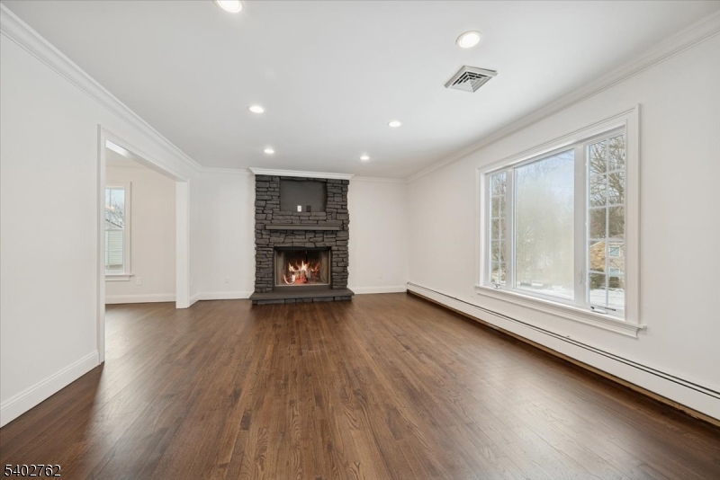 Hastings Square - Residential