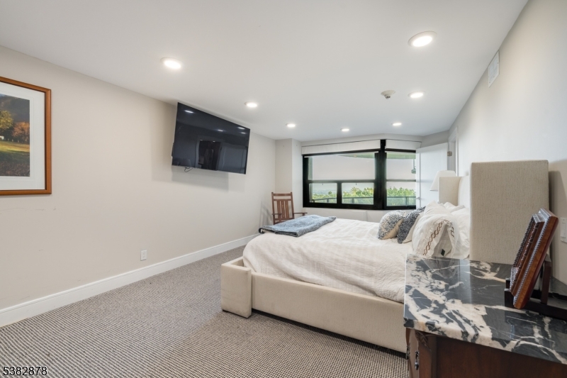 Claridge House II - Residential