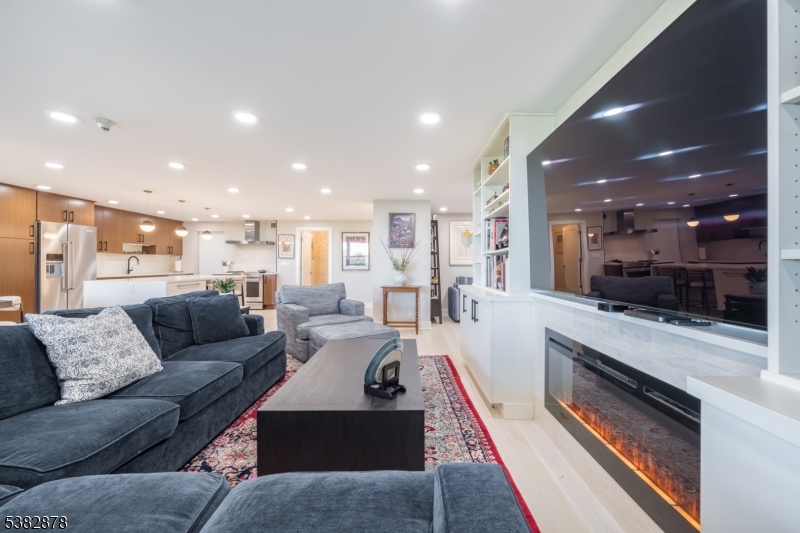 Claridge House II - Residential