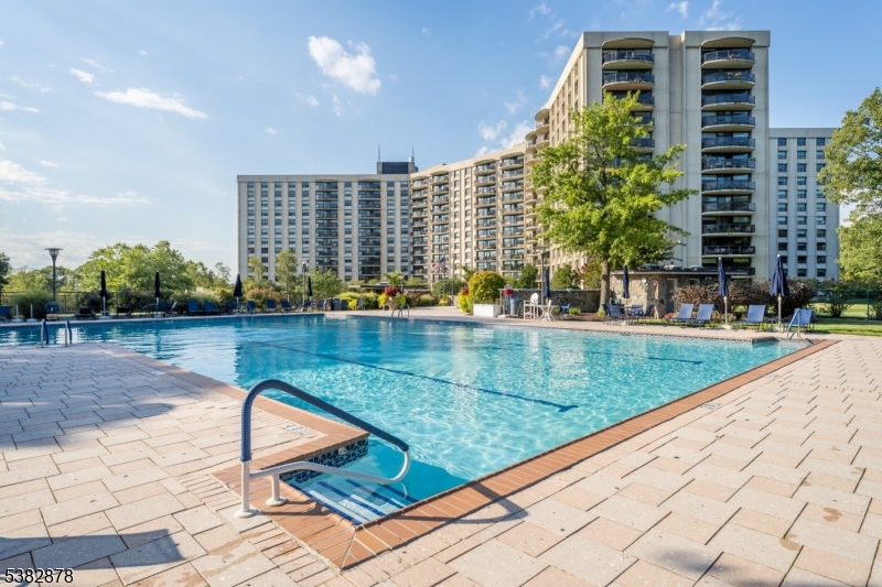 Claridge House II - Residential