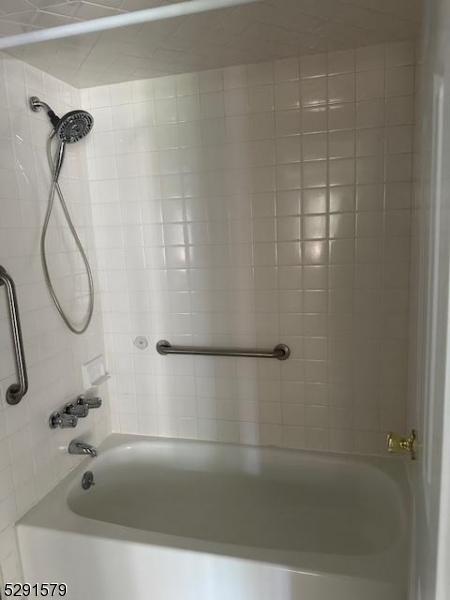 Brandywyne condo complex - Residential Lease