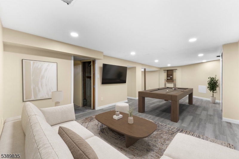 Ped Realty Corp Sec 5 - Residential