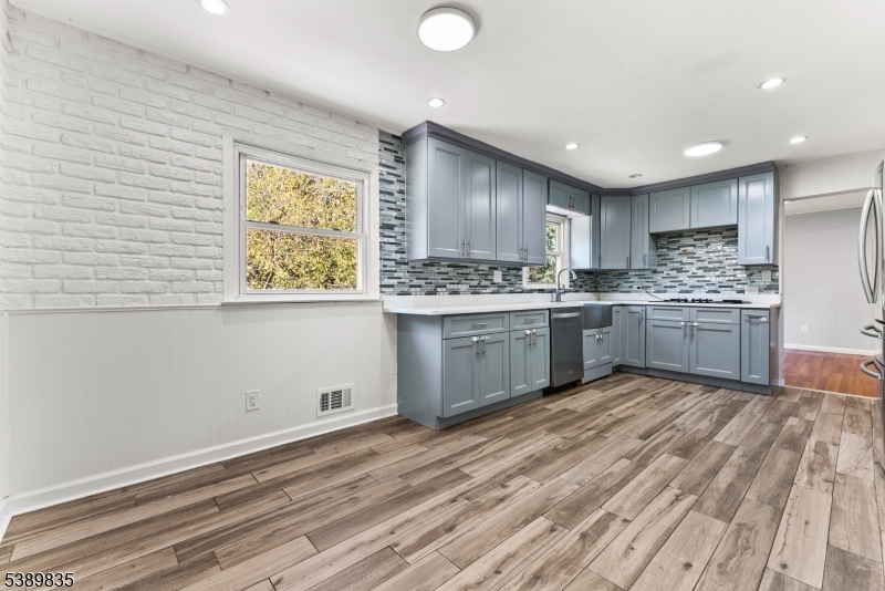 Ped Realty Corp Sec 5 - Residential