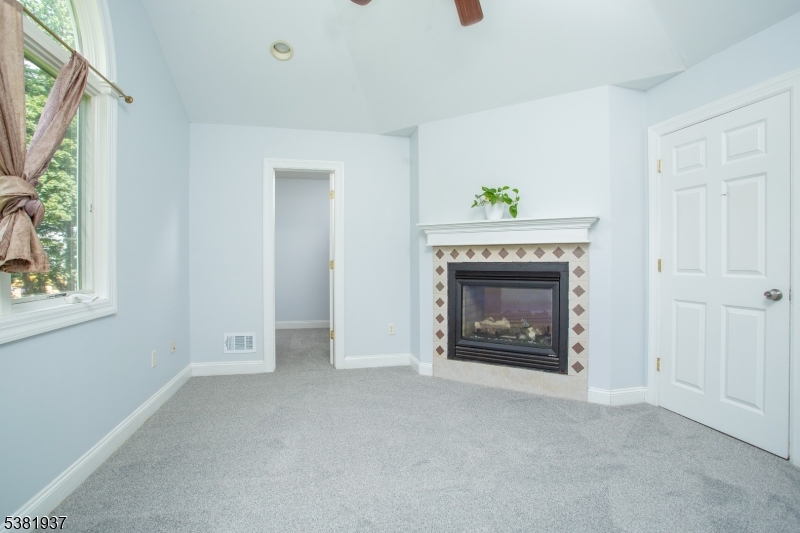 Green Hill - Residential