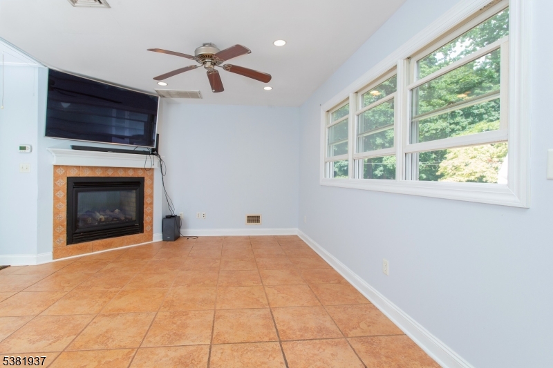 Green Hill - Residential