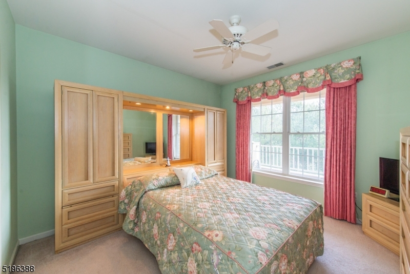 Fox Hills - Residential