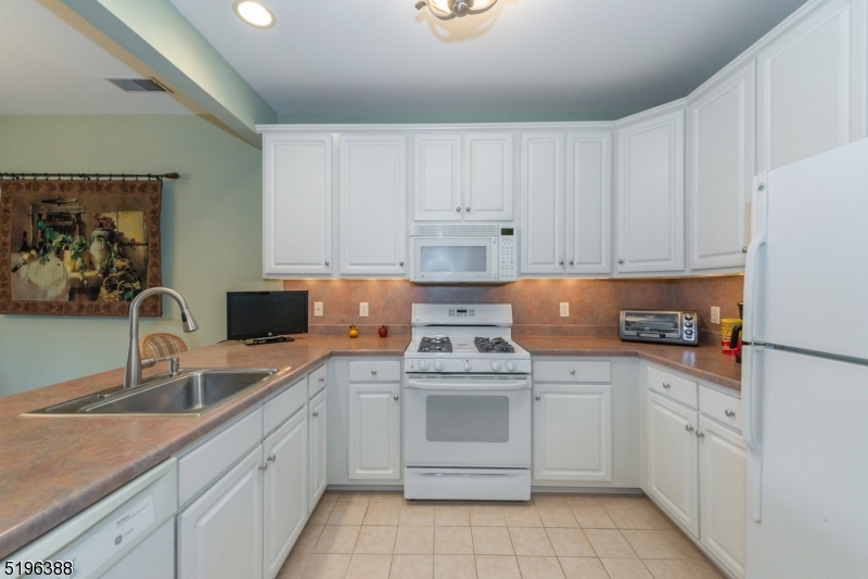 Fox Hills - Residential