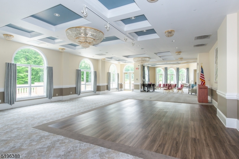 Fox Hills - Residential