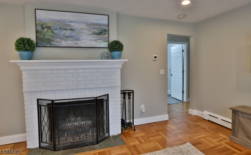 Hampton Boro, New Jersey 08827, United States, 3 Bedrooms Bedrooms, ,2 BathroomsBathrooms,Residential,Pending,100330