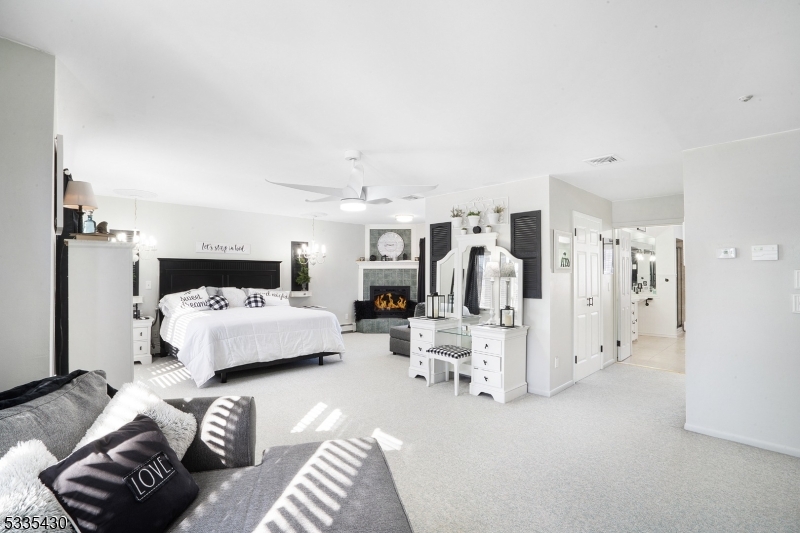 Fairfield Twp., New Jersey 07004, United States, 4 Bedrooms Bedrooms, ,4 BathroomsBathrooms,Residential,Active,12261