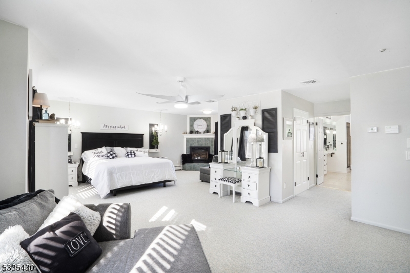 Fairfield Twp., New Jersey 07004, United States, 4 Bedrooms Bedrooms, ,4 BathroomsBathrooms,Residential,Active,12261