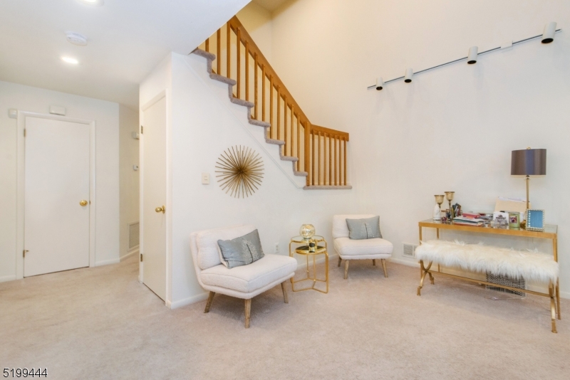 Dorset Hollow - Residential