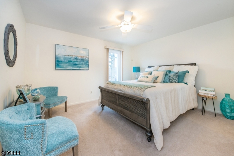 Dorset Hollow - Residential