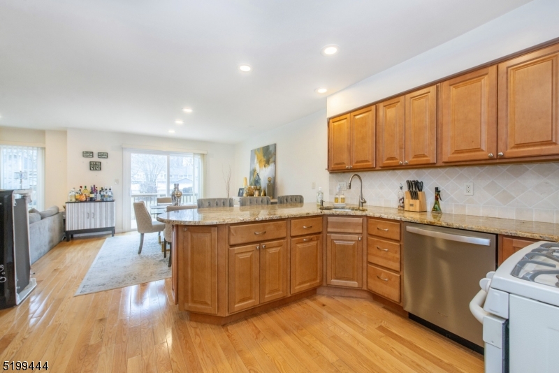 Dorset Hollow - Residential