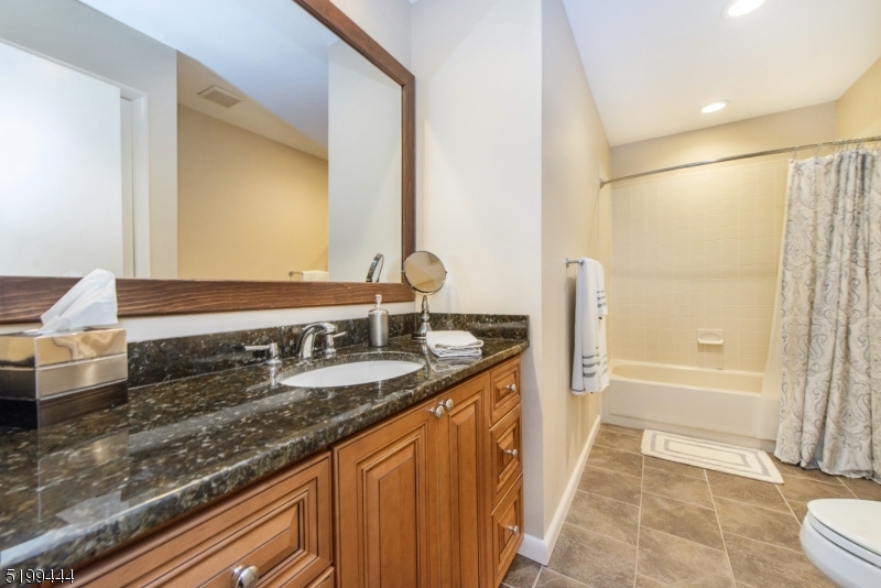 Dorset Hollow - Residential