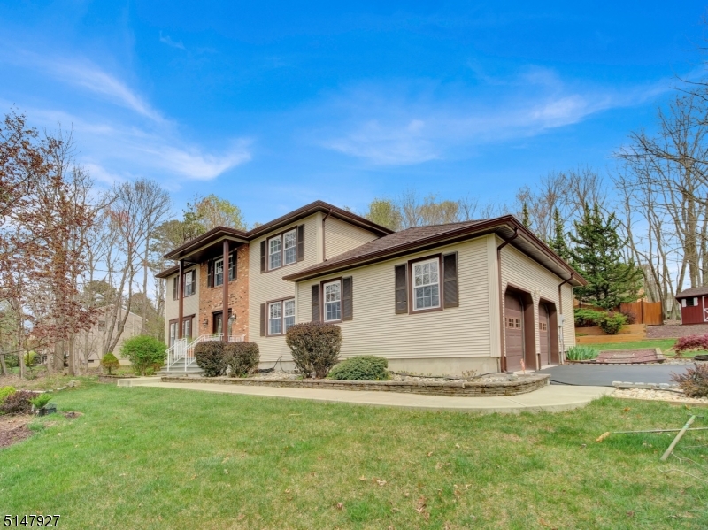 SUCCASUNNA - Residential