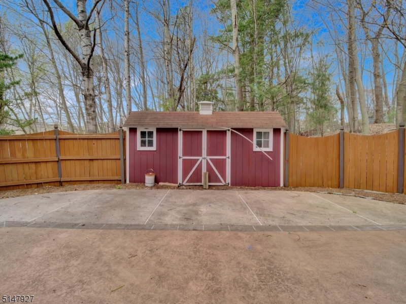 SUCCASUNNA - Residential