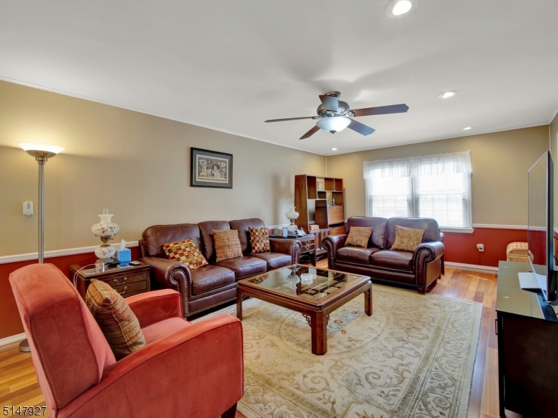 SUCCASUNNA - Residential