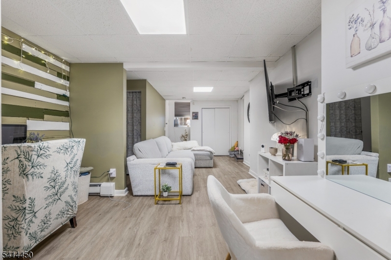 Silver Lake - Residential