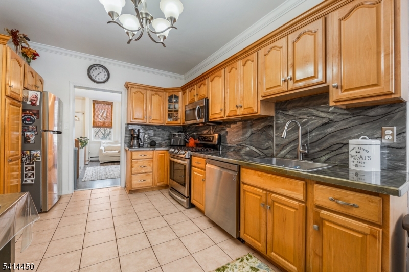 Silver Lake - Residential