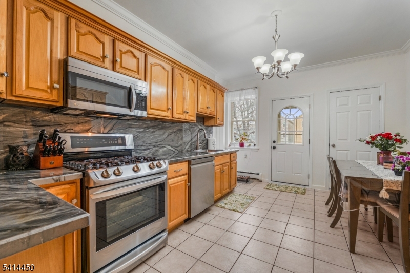 Silver Lake - Residential