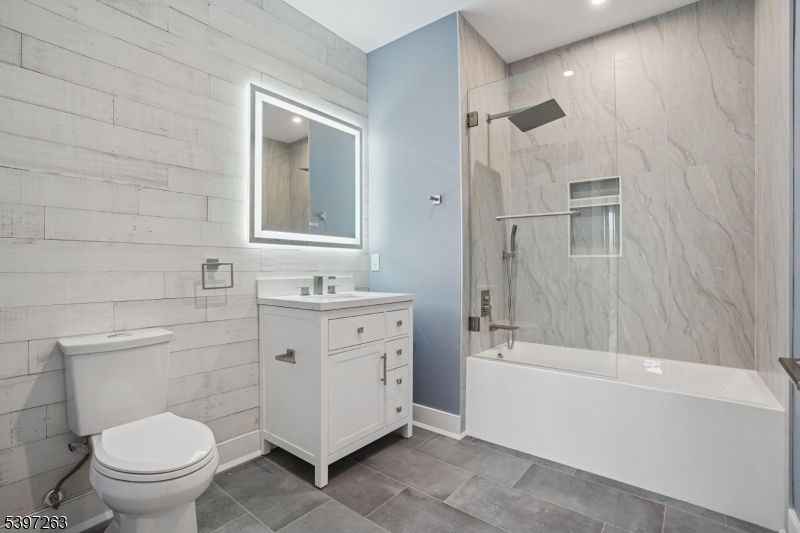 Fairview Plaza - Residential Lease