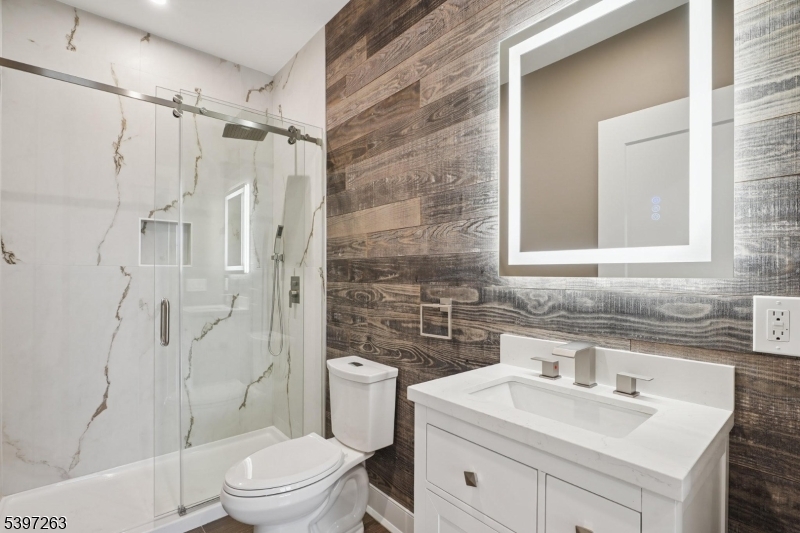 Fairview Plaza - Residential Lease