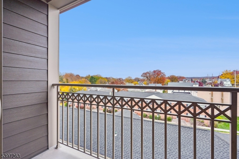 Fairview Plaza - Residential Lease