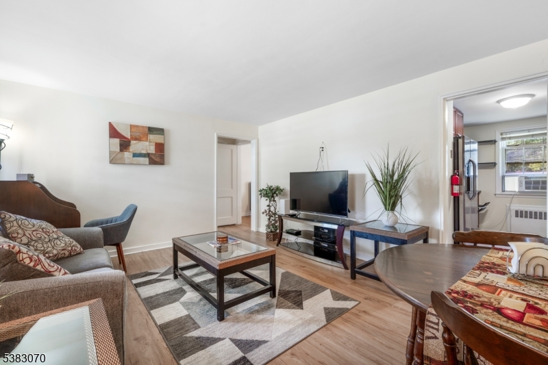 Springtop - Residential Lease