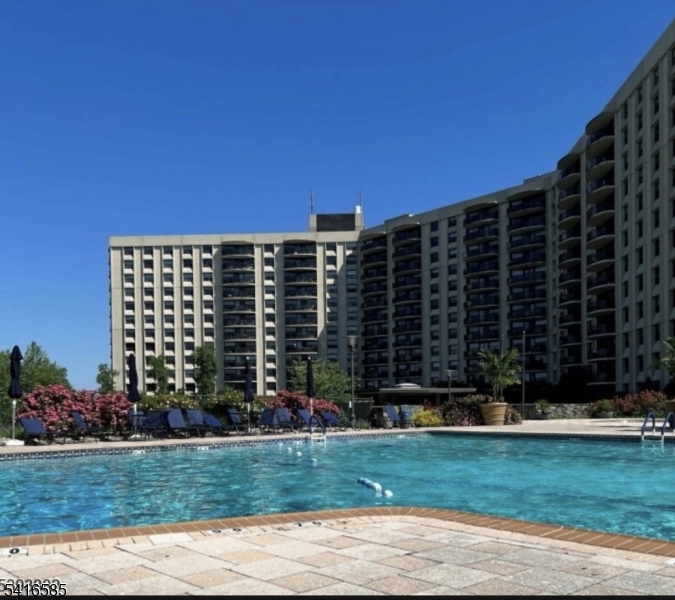 Claridge House - Residential