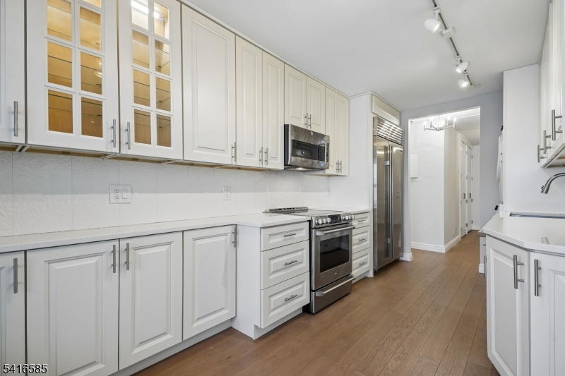 Claridge House - Residential