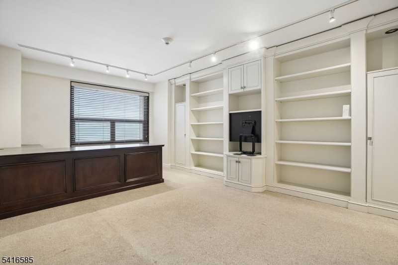 Claridge House - Residential