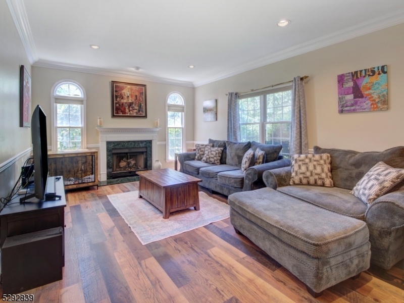 Poets Peak - Residential