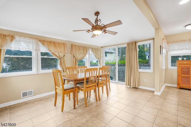 Fayson Lakes - Residential