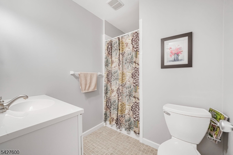 Fayson Lakes - Residential