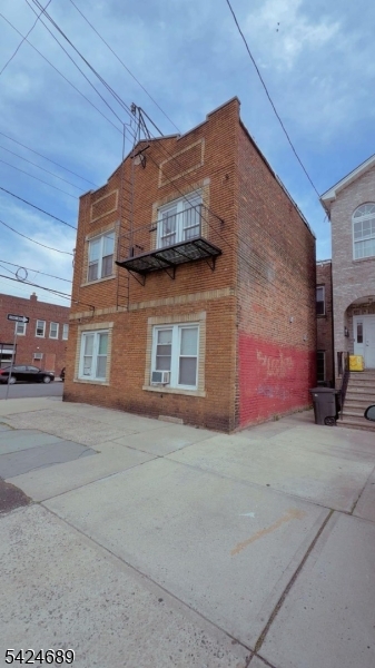 Upper Roseville - Residential Income