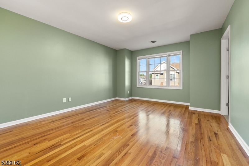 Montgomery Court - Residential