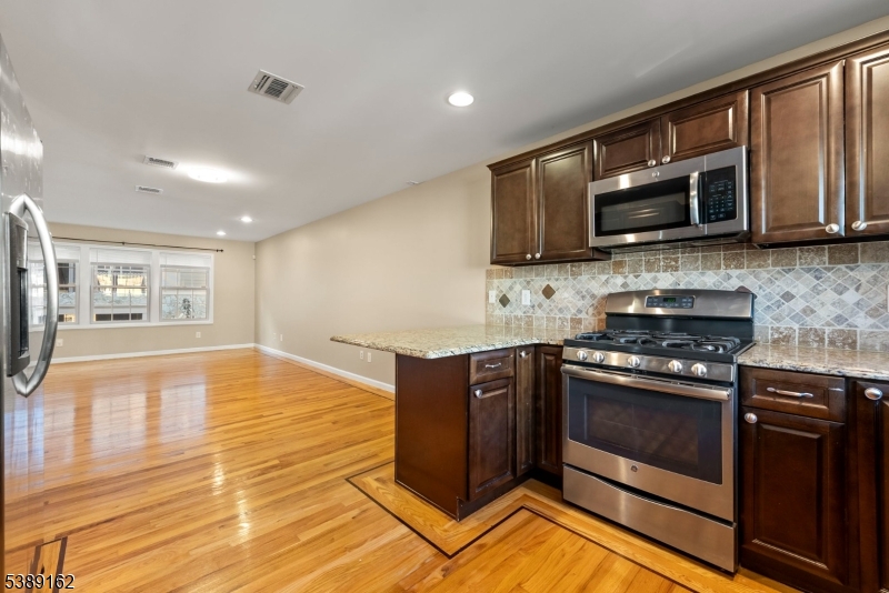 Montgomery Court - Residential