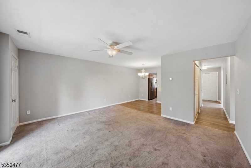 Hunters Crossing - Residential