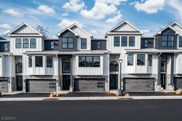 147 CENTRAL AVE # 14, OLD TAPPAN, NJ 07675 - Image 03a4169ed332d4f6d720f20caef9bd6f/302513786