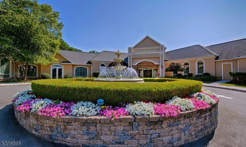 Fox Hills - Residential