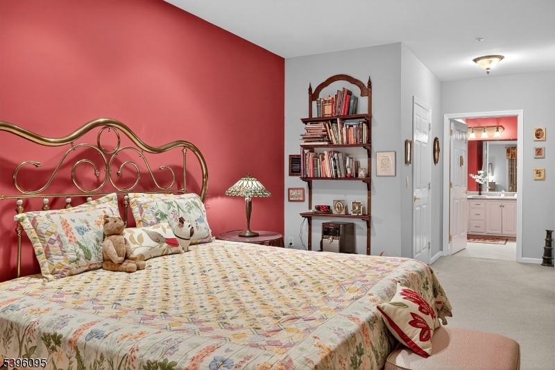 Fox Hills - Residential